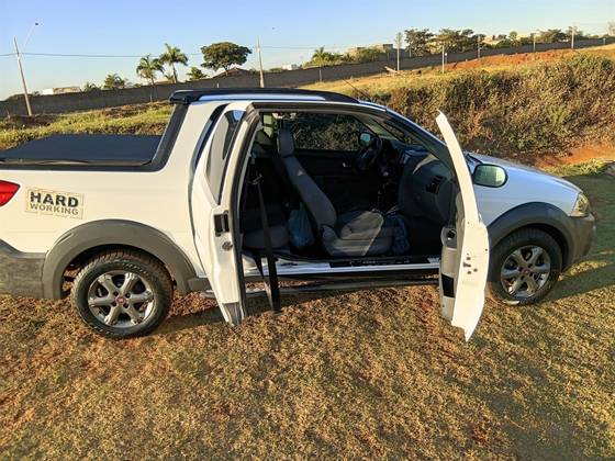 FIAT STRADA 1.4 MPI WORKING CD 8V FLEX 3P MANUAL FIAT STRADA 1.4 MPI WORKING CD 8V FLEX 3P MANUAL